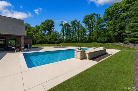 Exterior - 470 Quail Creek Dr, Jackson, MO 63755 photo 15 of 18