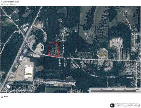 1410 Clarke St, De Soto, MO 63020