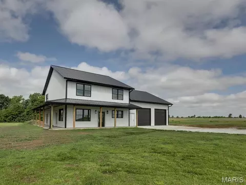 10755 Ssr-h, Hannibal, MO 63401
