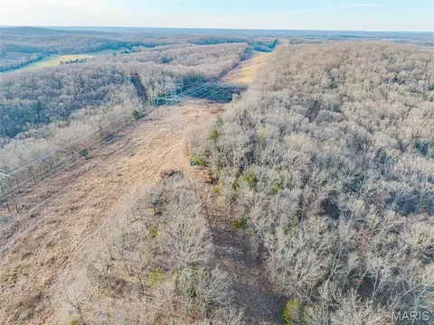 2478 Fowler Rd, Hermann, MO 65041 photo 3