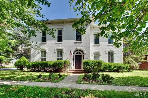 124 W Ross St, Palmyra, MO 63461