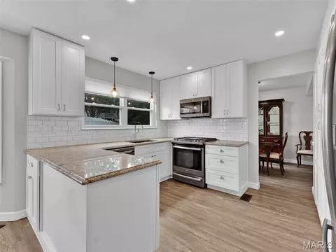 Kitchen - 8 Statesman Dr, O'fallon, MO 63368 photo 1 of 3