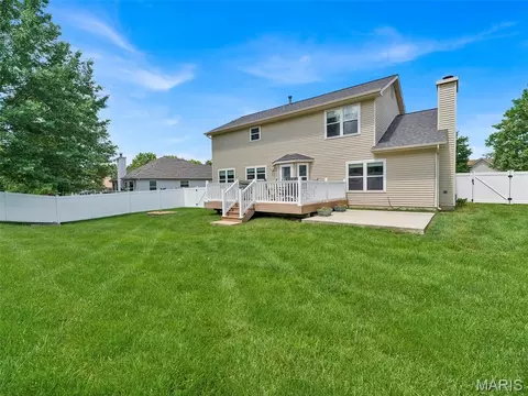 Exterior - 8 Statesman Dr, O'fallon, MO 63368 photo 6 of 6