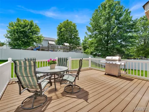 Exterior - 8 Statesman Dr, O'fallon, MO 63368 photo 3 of 6