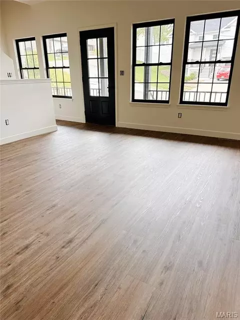Living - 21790 Lomax, Saint Robert, MO 65584 photo 1 of 1
