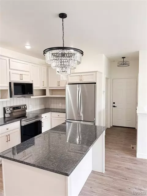 Kitchen - 21790 Lomax, Saint Robert, MO 65584 photo 1 of 8