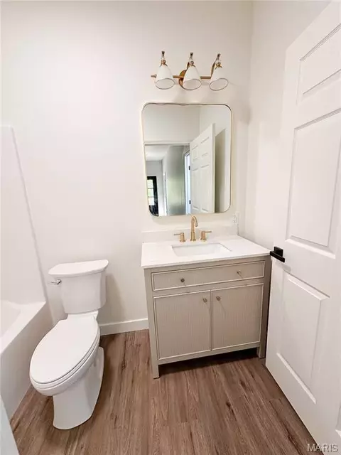 Bath - 21790 Lomax, Saint Robert, MO 65584 photo 3 of 10