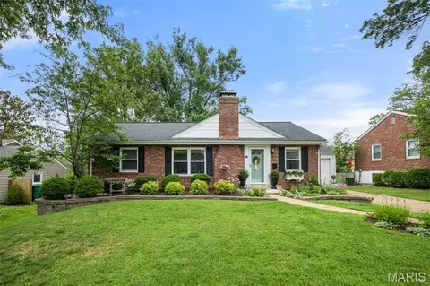14 W Rose Ave, Saint Louis, MO 63119