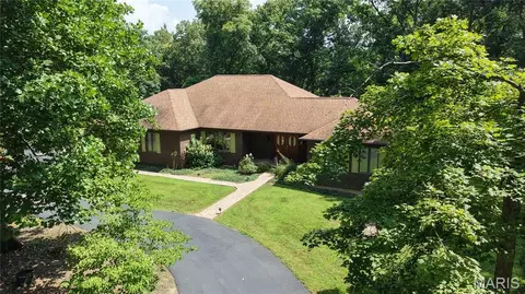 2758 Jacques Dr, Bonne Terre, MO 63628