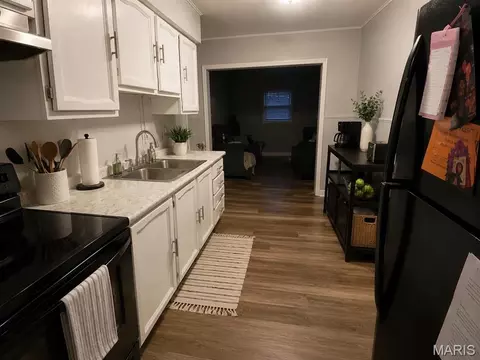 3743 Wright Ave, Saint Ann, MO 63074 photo 3
