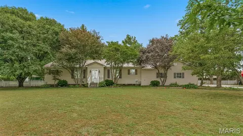 4113 Us Hwy 61, Steele, MO 63877