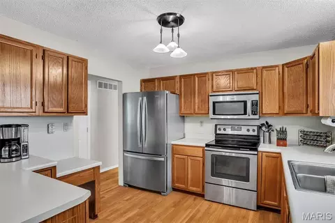 21 Muir St, Eureka, MO 63025 photo 12