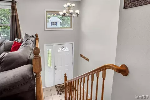 21 Muir St, Eureka, MO 63025 photo 5
