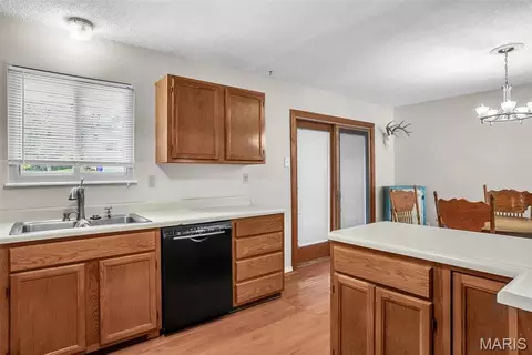 21 Muir St, Eureka, MO 63025 photo 32