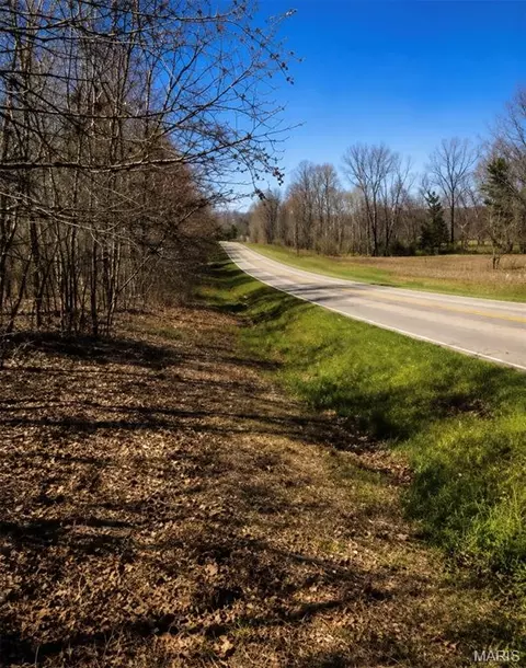 1 142e, Doniphan, MO 63935