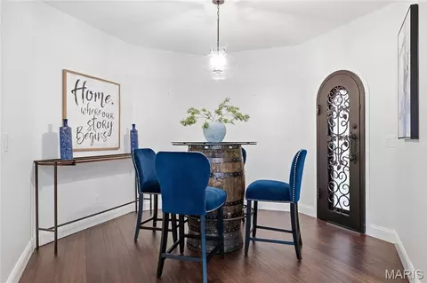 Dining - 5 Shelbourne Wood Ct, Weldon Spring, MO 63304 photo 4 of 4