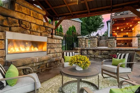 Other - 5 Shelbourne Wood Ct, Weldon Spring, MO 63304 photo 3 of 22