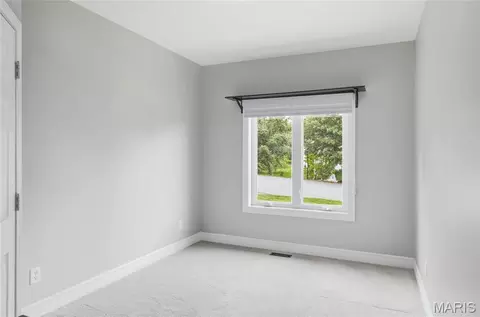 Bedroom - 5 Shelbourne Wood Ct, Weldon Spring, MO 63304 photo 6 of 8