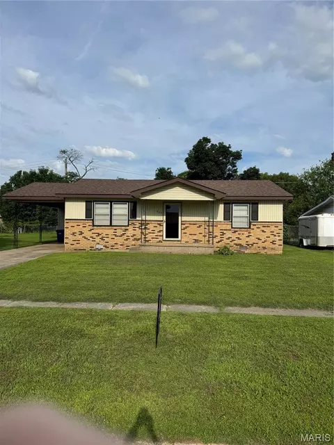 824 St Anne, New Madrid, MO 63869