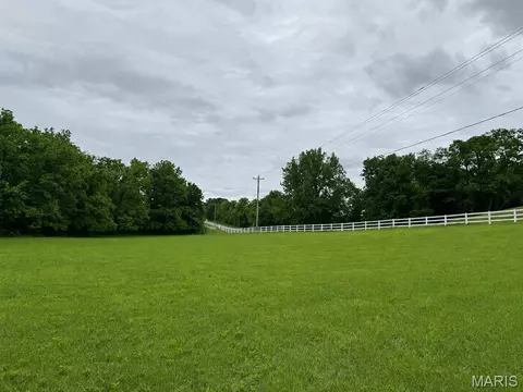 3 Hannah Ridge Trl, Elsberry, MO 63343