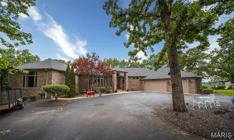 855 Paris Rd, Waynesville, MO 65583