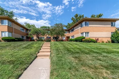 7361 Dale Ave, Saint Louis, MO 63117
