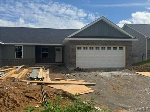 270 Railroad St, Moscow Mills, MO 63362