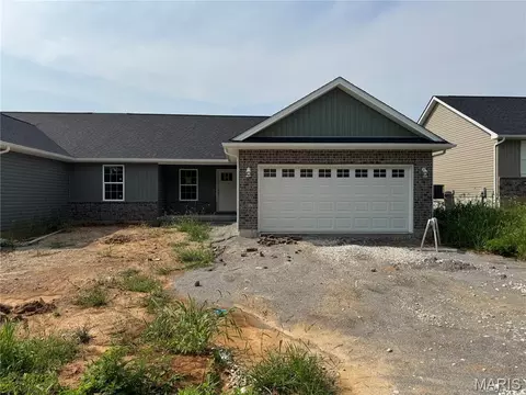 270 Railroad St, Moscow Mills, MO 63362