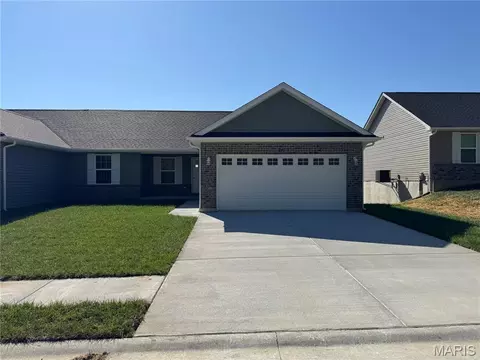 270 Railroad St, Moscow Mills, MO 63362