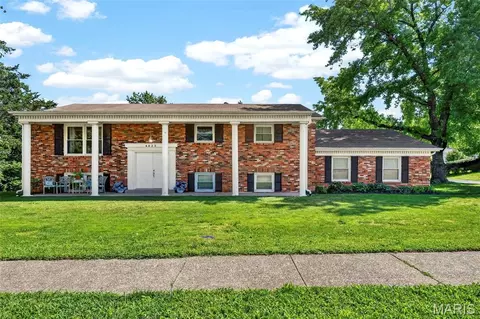 4833 Mattis Rd, Saint Louis, MO 63128