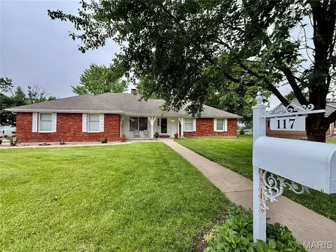 117 Sharon Dr, Montgomery City, MO 63361