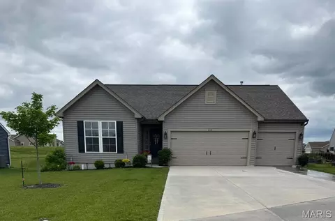 112 Yellowstone Dr, Troy, MO 63379