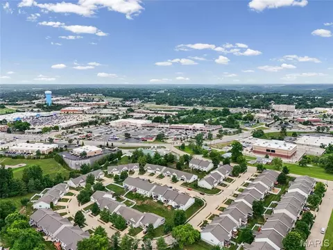 View/Area - 1211 Windcrest Cir, Arnold, MO 63010 photo 7 of 9