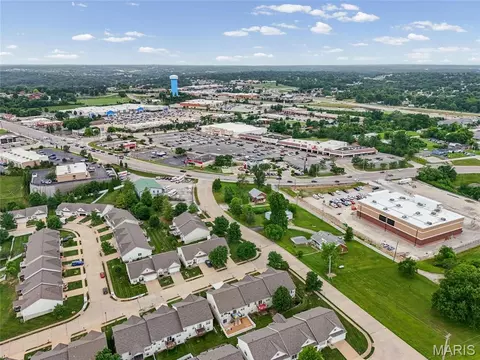 View/Area - 1211 Windcrest Cir, Arnold, MO 63010 photo 3 of 9