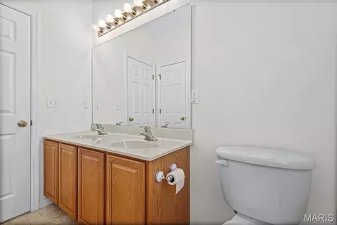 Bath - 1211 Windcrest Cir, Arnold, MO 63010 photo 6 of 7