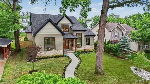 246 Barter Ave, Kirkwood, MO 63122