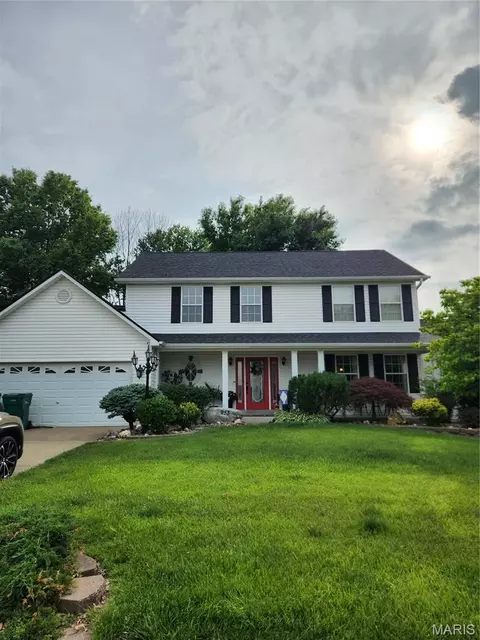 953 Cottontail Ln, Saint Charles, MO 63303