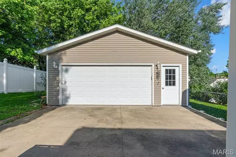 Other - 305 Macarthur St, Washington, MO 63090 photo 5 of 6