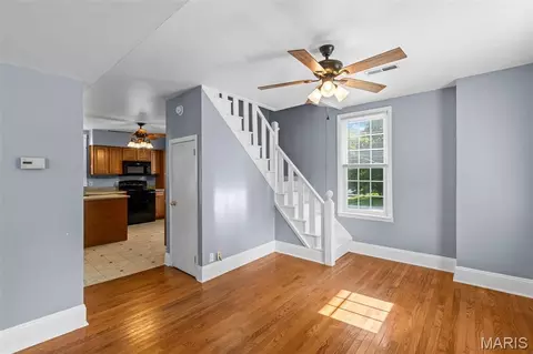 Living - 305 Macarthur St, Washington, MO 63090 photo 5 of 5