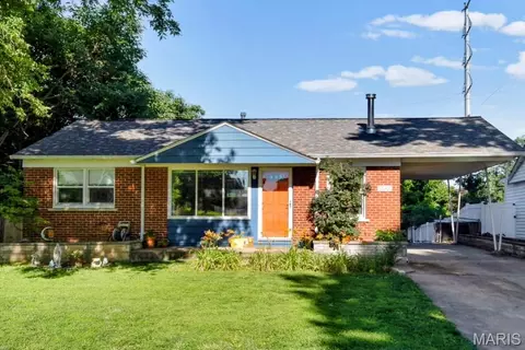 7900 Birkenhead Dr, Marlborough, MO 63123
