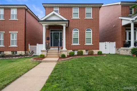 3923 Mcree Ave, Saint Louis, MO 63110