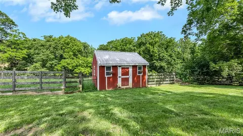 Exterior - 4945 Fox Bridge Rd, Wildwood, MO 63069 photo 10 of 20
