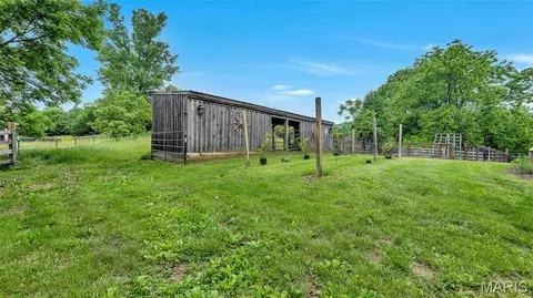 Exterior - 4945 Fox Bridge Rd, Wildwood, MO 63069 photo 11 of 20