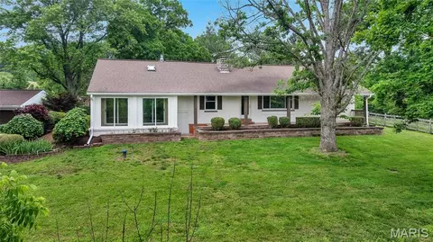 4945 Fox Bridge Rd, Wildwood, MO 63069