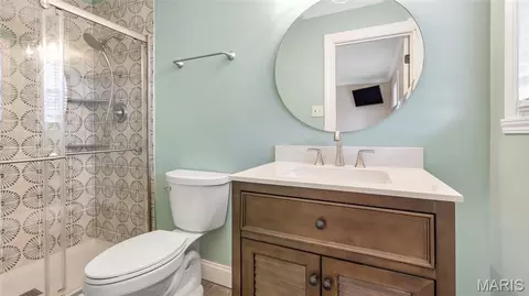 Bath - 4945 Fox Bridge Rd, Wildwood, MO 63069 photo 5 of 7