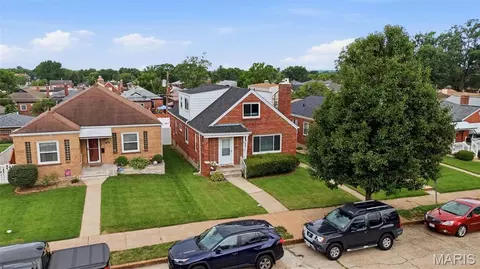 5426 Mardel Ave, Saint Louis, MO 63109