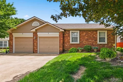 3 Kemper Ct #3, Lake Saint Louis, MO 63367