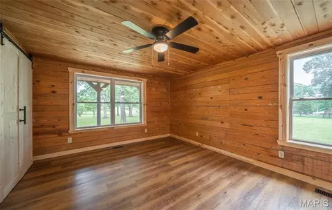 Bedroom - 13563 Gildea Rd, Belgrade, MO 63622 photo 1 of 4