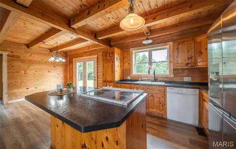 Kitchen - 13563 Gildea Rd, Belgrade, MO 63622 photo 1 of 3