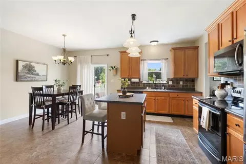 Kitchen - 992 Tilestone Dr, O'fallon, MO 63366 photo 3 of 3